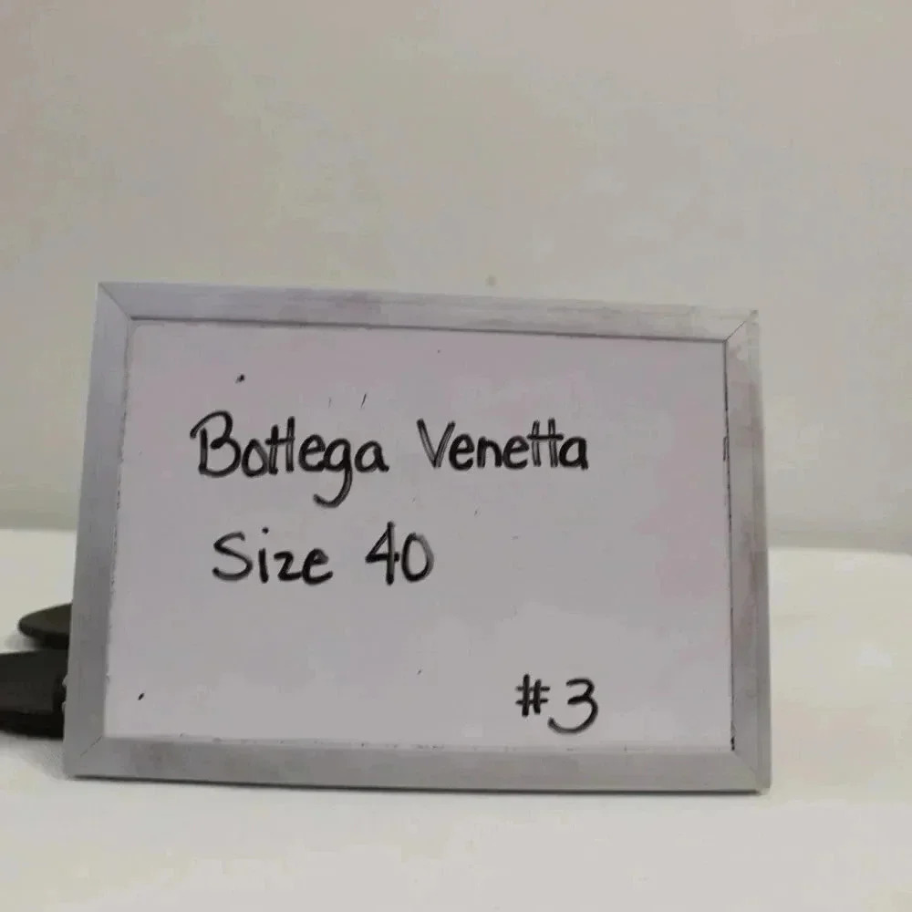 Bottega Venetta choc leather strap kitten heels size 40 - Picture 15 of 16